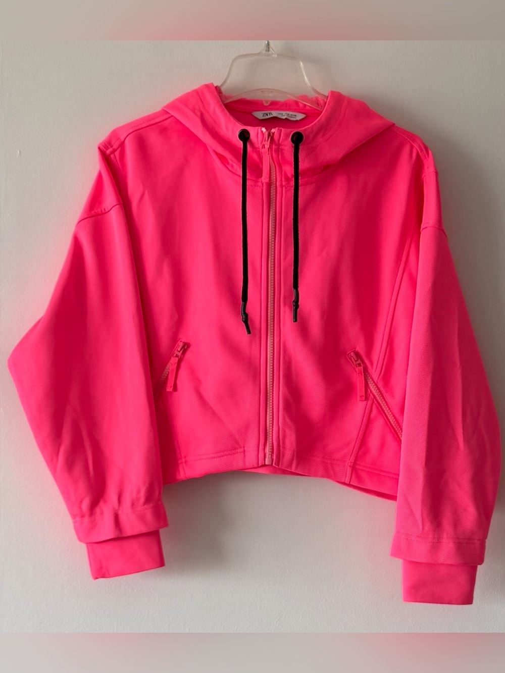 ZARA Neon Hot Pink Cropped Zip Up Hoodie Sweatshirt Jacket Athletic Streetwear M